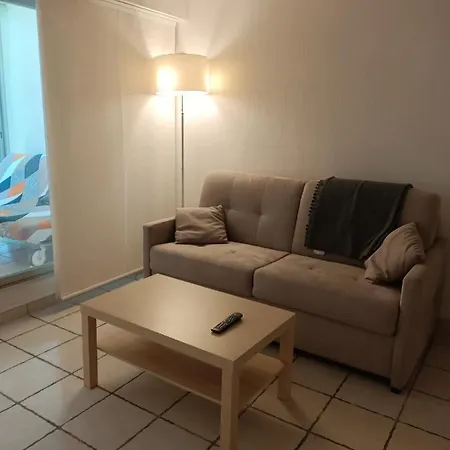 Avec Loggia Entre Port, Et Piscine Apartamento